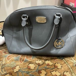 Micheal kors bag